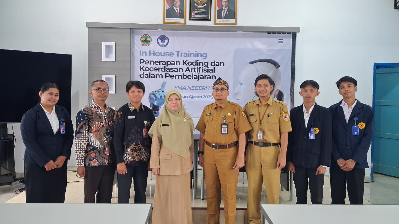 STIAB Smaratungga Tarik Mahasiswa PPL dari SMA N 1 Tayu Pati